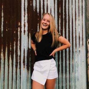 Meet your Posher, Maddy